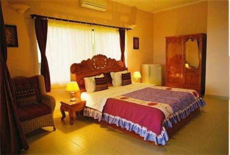 Golden Rooster Hotel シアヌークビル 部屋 写真