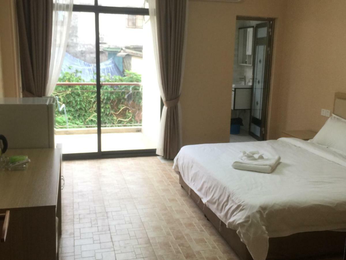Golden Rooster Hotel シアヌークビル エクステリア 写真