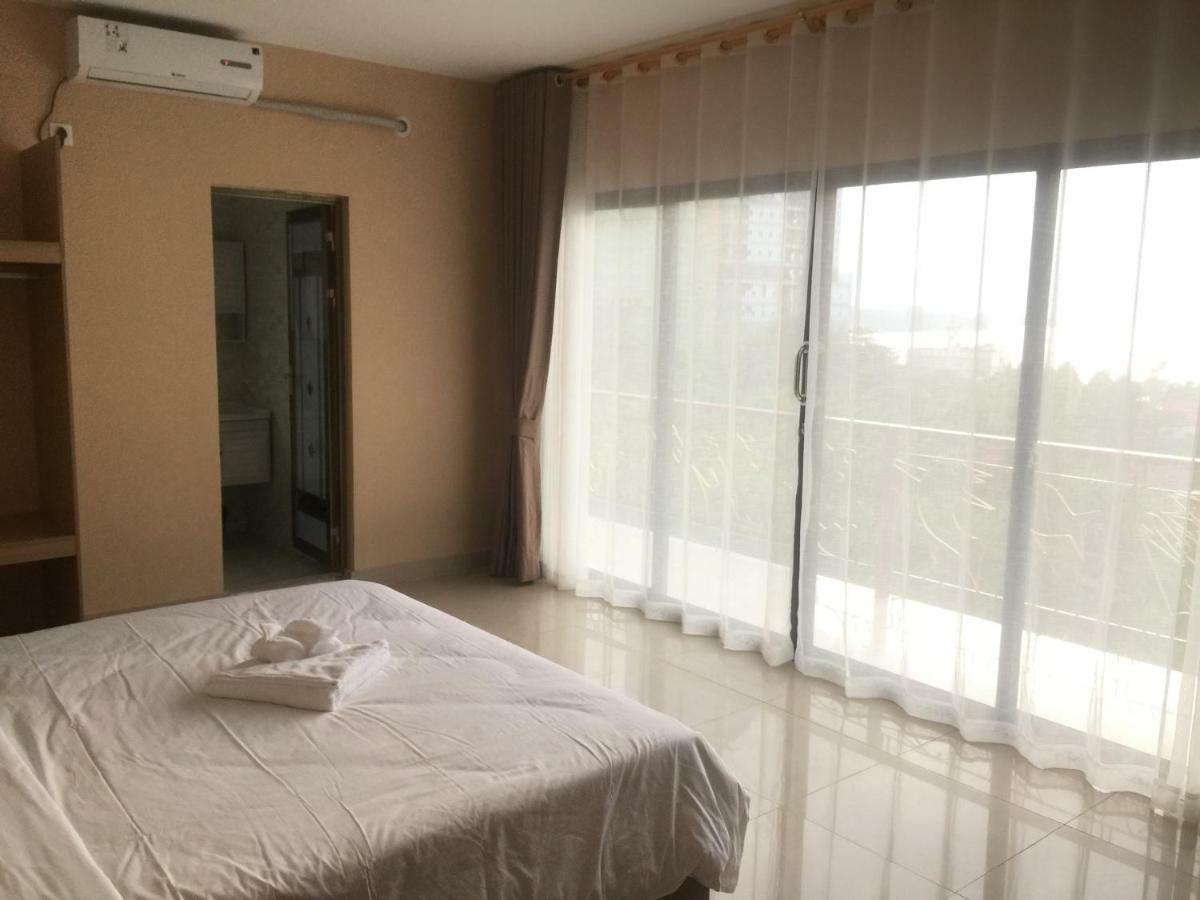 Golden Rooster Hotel シアヌークビル エクステリア 写真