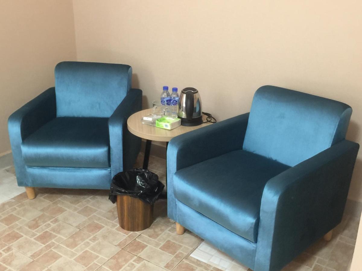 Golden Rooster Hotel シアヌークビル エクステリア 写真